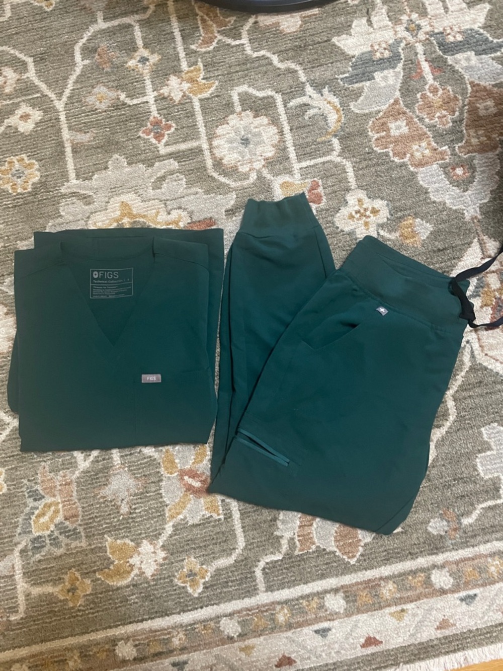 Figs Deep Green Scrub Top and Zamora Jogger Set